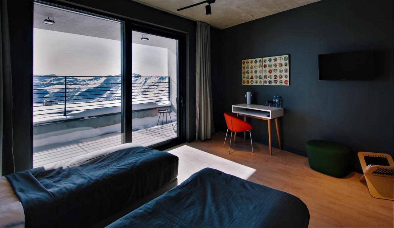 Quadrum Hotel กูเดาริ ภายนอก รูปภาพ